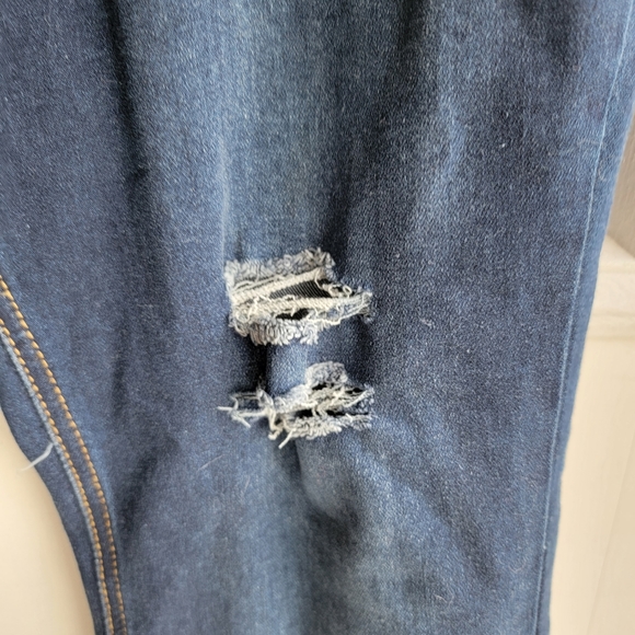 Ripped Flare Jeans - Picture 7 of 9